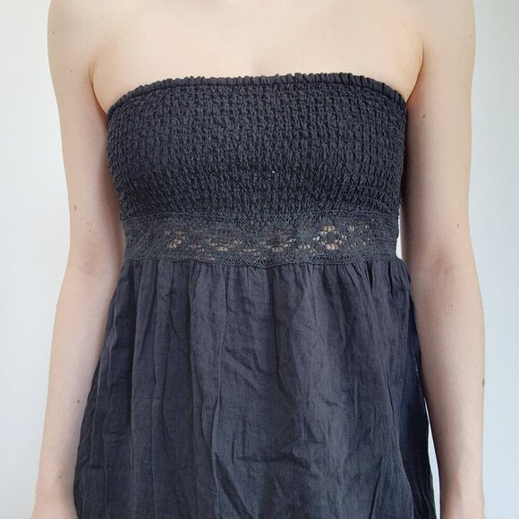 Vintage Y2K goth summer black tiered strapless maxi dress with lace cutouts - Picture 6 of 14